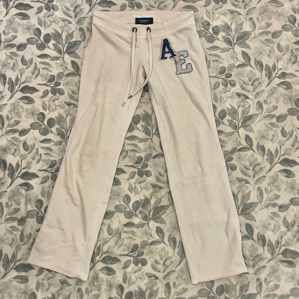 2000s AE white Sweatpants with Blue Logo